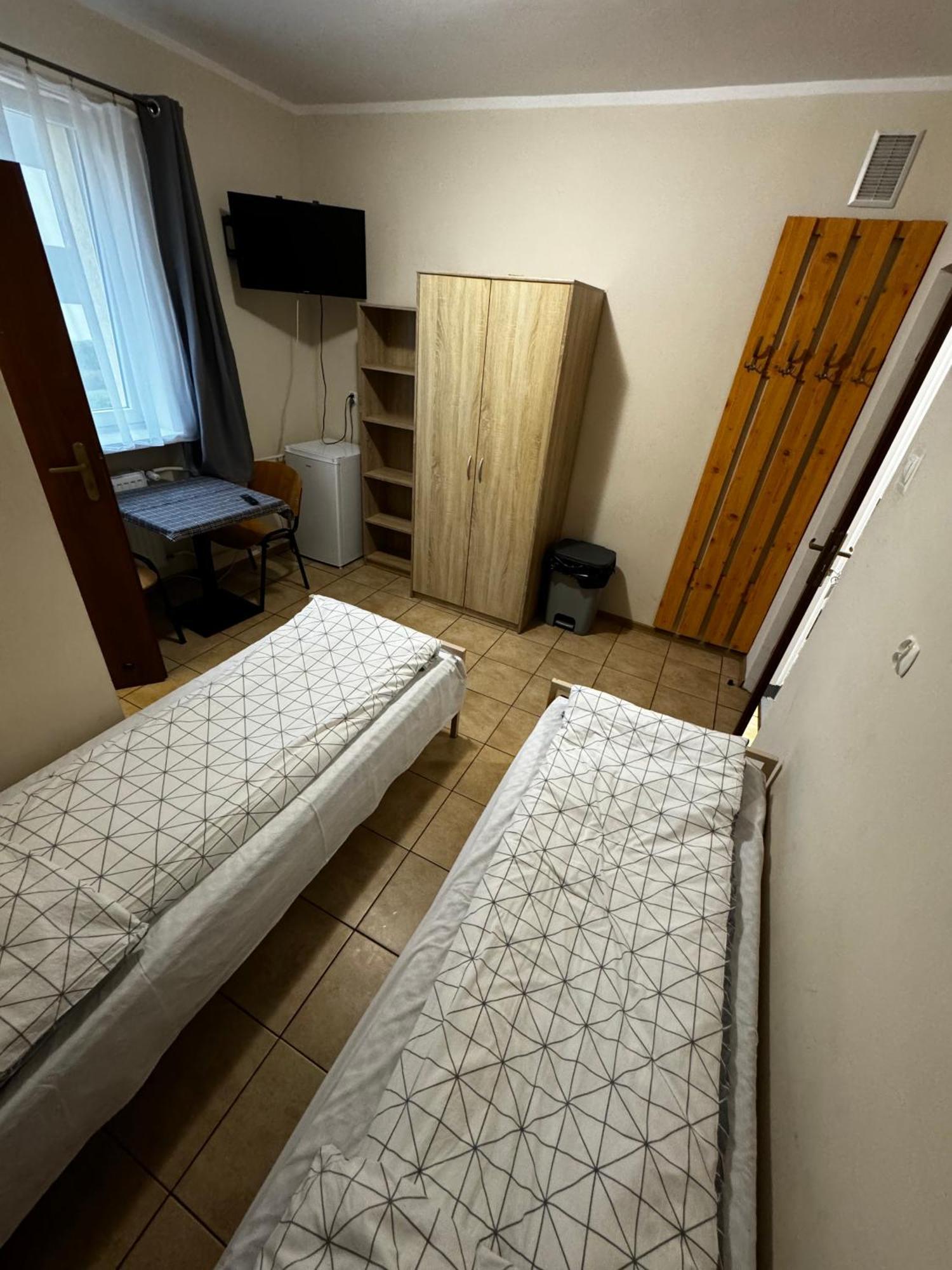 Relaks Noclegi Częstochowa Exteriör bild